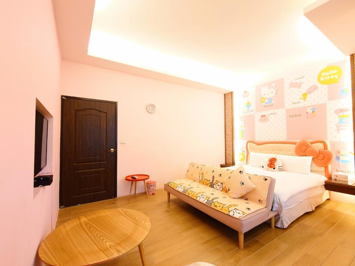 Cat Mia Hostel 花蓮市 エクステリア 写真